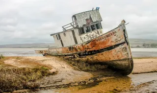Indonésia localiza ferry que naufragou e deixou seis mortos