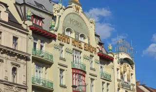 Europa foi apanhada de surpresa com um convidado dos EUA no G20. A reação foi improvisada