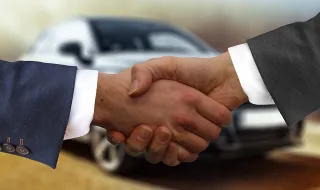 China Automobile Dealers Association e ASFAC discutem cooperação no crédito automóvel
