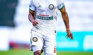 OFICIAL: El Karouani é reforço do Benfica