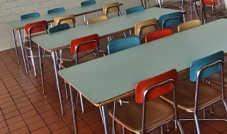 Cada vez mais municípios oferecem refeições gratuitas aos alunos