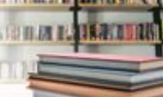 Livros que nos vão fazer companhia nesta temporada