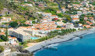 BE acusa Câmara de Santa Cruz de ter perdido mais de 60 milhões de euros para habitação