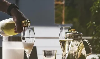 Elas conseguiram celebrar o primeiro casamento homossexual na Bolívia, um país onde ele não é legalizado