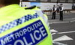 Quatro feridos em esfaqueamento em Londres