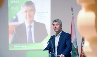 Carneiro diz que não será pelo PS que haverá “crise política” em Portugal