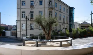Lisboa inaugura memorial em homenagem às vítimas do acidente do Ascensor da Glória