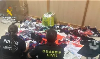 Intervienen 900 artículos del top manta en Peñíscola