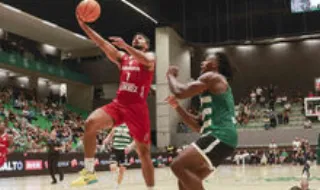 Benfica vence Sporting e fica em 3.º lugar em Viana do Castelo