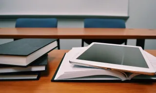 O curso pesa mais do que a instituição no futuro profissional