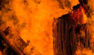 Pelos infernos de uma odisseia do nosso tempo