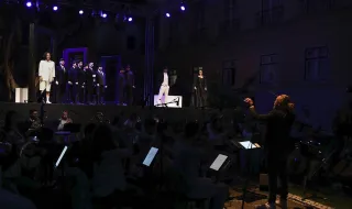 Quem disse que a ópera não pode ser cultura pop? Poder pode, mas não é a mesma coisa