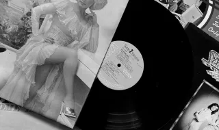 Dolly Parton a cantora que transformou direitos de autor num império de 450 milhões de dólares