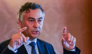 Eleger diretores das escolas? Ministro anuncia mudanças em carta enviada aos professores