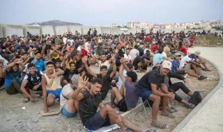 La fuerzas de seguridad acumulan miles de imágenes de caras de los migrantes de la avalancha en Ceuta