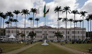 Juiz anuncia anulação do julgamento de Lindsay Clancy após impasse do júri