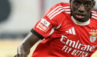 Abram alas para Banjaqui: Marco Silva aposta firme no jovem da formação do Benfica