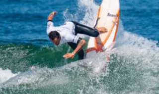 Vasco Ribeiro segue em frente no Norte Surf Fest