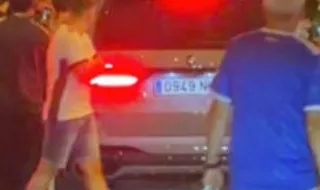 Polícia parou o trânsito para Mourinho mas nem assim se livrou de 'cerco' de adeptos