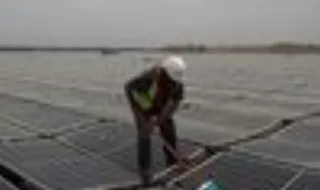 Solar volta a liderar produção de eletricidade em agosto