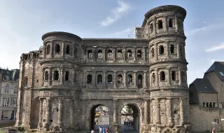 A Porta apoiada pela Direção-Geral das Artes em 2027
