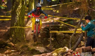 José Borges e Ana Rodrigues dominam campeonato da Madeira de downhill