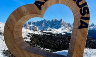 Core Cuore explora a vida digital numa exposição com imagem, som e tecnologia em Lagos
