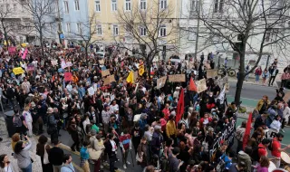 Protesto em Setúbal contesta possível privatização de praias da Arrábida