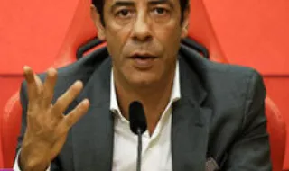 Rui Costa marca presença no centenário da Fiorentina