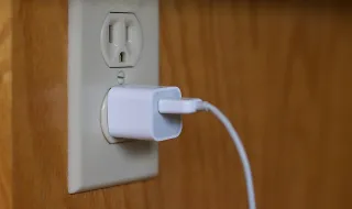 O que deve saber antes de comprar um carregador