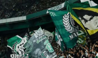 Curva Sul volta a pedir título de campeão