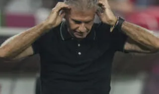 Estado Islâmico reivindica ataque que destruiu acampamento turístico de Carlos Queiroz