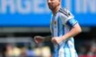 Jogos da próxima jornada na Argentina param ao minuto 10 para homenagear Messi