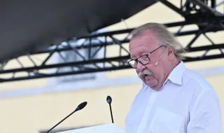 Peter Sloterdijk: “O universo da tecnologia moderna como um todo nada mais é do que a realização de opções mágicas por meios não mágicos”