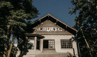 Novo rei já falou aos noruegueses. Haakond VIII assume a continuidade do reinado do paí, mas rejeita imitá-lo
