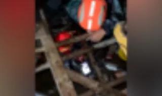 Mais de 100 pessoas continuam presas em central hidroelétrica após cheias devastadoras no Nepal