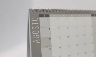 Confiança dos consumidores cai em agosto