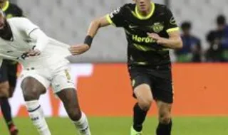 Sotiris foi inscrito pelo Sporting na Liga mas continua à espera de ver o futuro resolvido