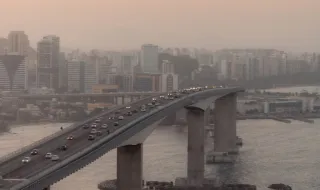 MAC Niterói celebra 30 anos com exposição de 130 grandes obras, música e agenda especial