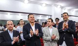 PSD não quer eleições, mas vai testando argumentos