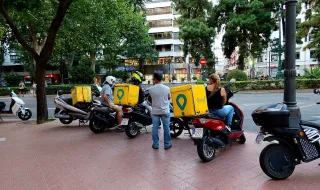 Uber despede 10% dos trabalhadores e compra dona da Glovo por mais de 12 mil milhões de euros
