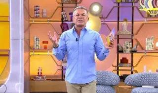 Jorge Javier Vázquez regresa "obligado" a Telecinco con dardos por sus nuevas apuestas: "Nunca había visto tanta heterosexualidad"