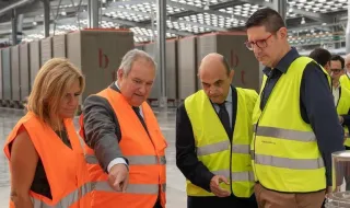 El presidente de los azulejeros advierte al ministro de Industria: "Si no somos competitivos, no hay ningún futuro"