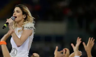 Protagonista de “Violetta” trava batalha judicial com o pai pela gestão do próprio património