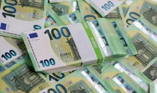 Dívida pública cai 7,6 milhões de euros em julho