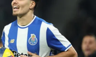 Francisco Moura tem saída do FC Porto mais difícil