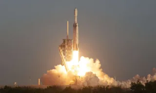 NASA lança maior telescópio espacial para explorar universo