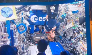 (14h) “Ouvimos-te alto e bom som.” 15 minutos com a astronauta Sophie Adenot em direto da Estação Espacial Internacional
