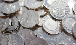 Milhares de moedas da era Viking descobertas na Finlândia