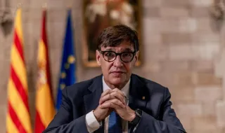 Salvador Illa: "Es mucho más pertinente plantearse un debate sobre la sucesión de Feijóo que de Sánchez"